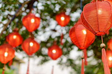 Có nên dùng đèn lồng đỏ trong nhà theo phong thủy?