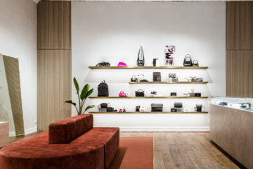 Đèn phong thủy giúp tăng doanh số bán hàng cho cửa hàng nhỏ